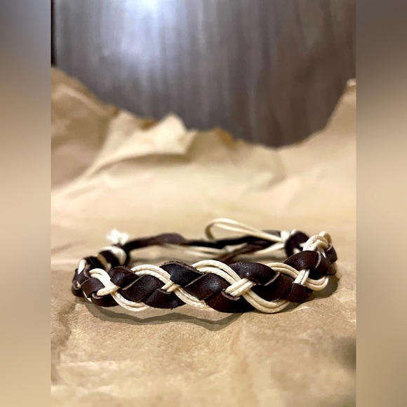 Handmade leather and cord bracelets boho rustic - Picture 6 of 7